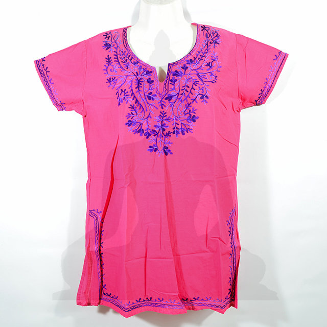 Női nyári felső rózsaszín színben