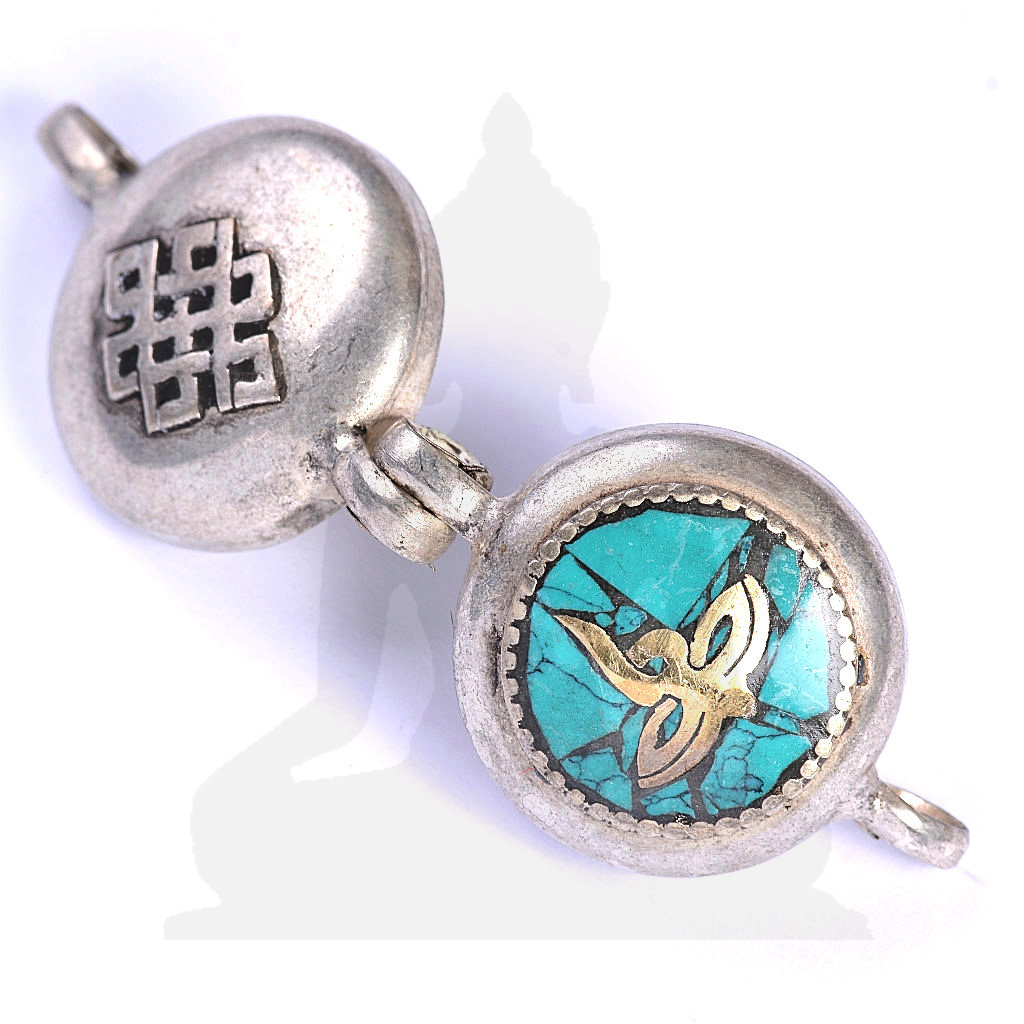 Mindent látó szemmel és végtelen csomó motívummal díszített szelence