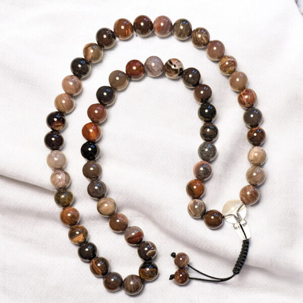 Fakövület 54 szemes buddhista ásvány mala 10 mm-es nagy szemekkel