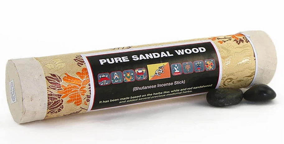 Szantálfa hagyományos bhutáni prémium füstölő brokát borításban