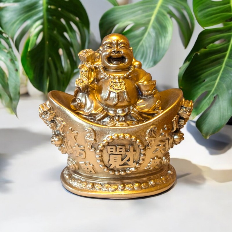 Szerencsehozó Buddha szobor nagyobb méretű